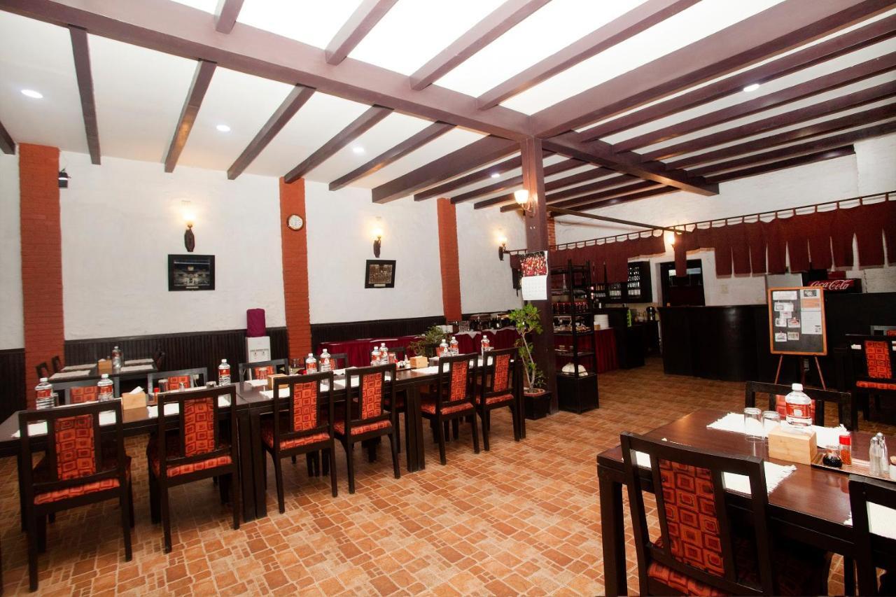 Oyo 738 Hotel Kaze Darbar Katmandou Extérieur photo