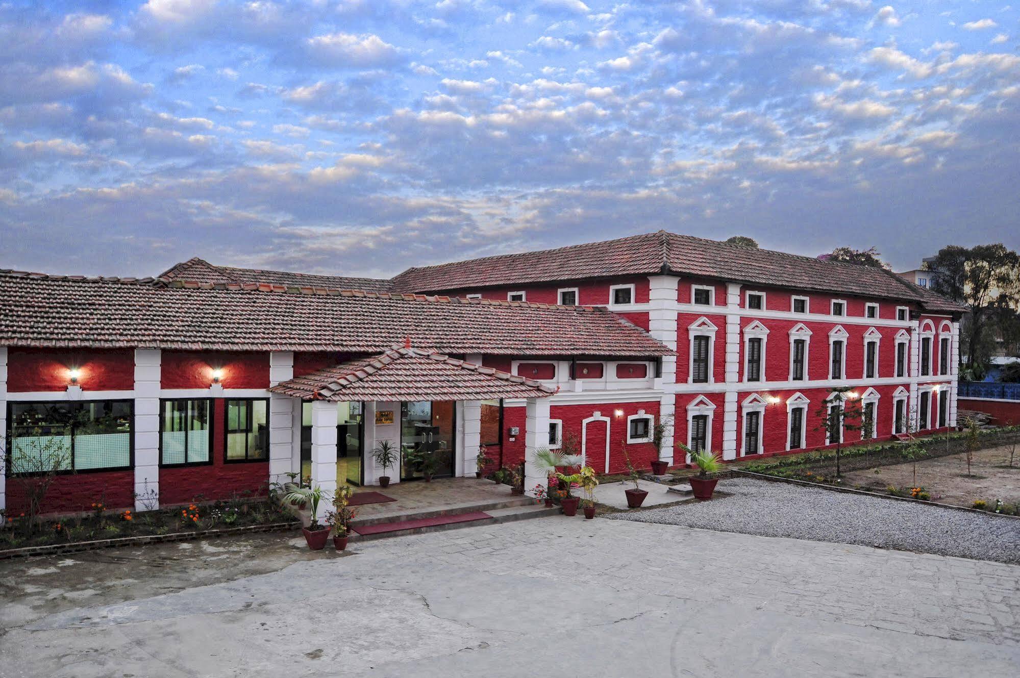 Oyo 738 Hotel Kaze Darbar Katmandou Extérieur photo
