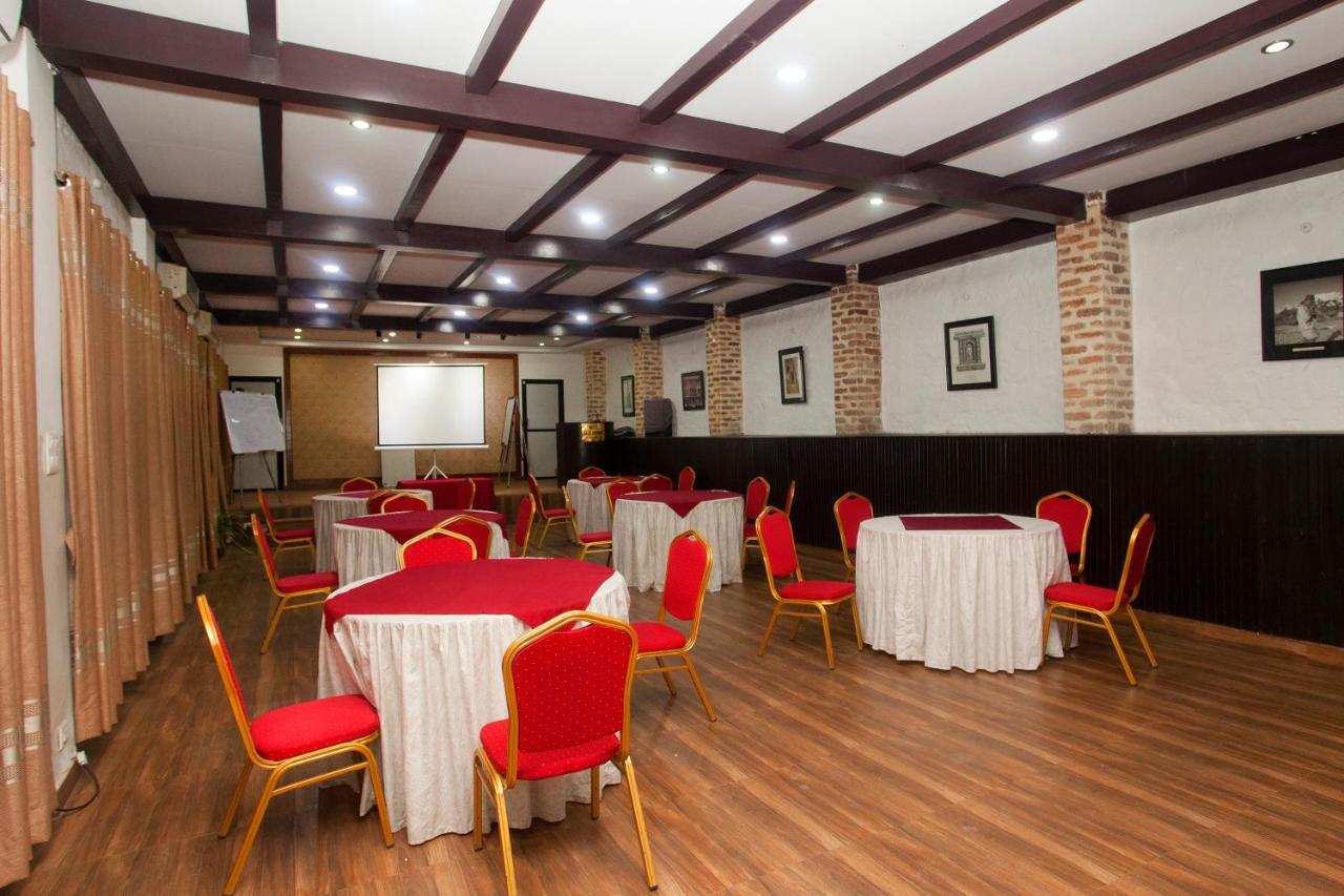 Oyo 738 Hotel Kaze Darbar Katmandou Extérieur photo
