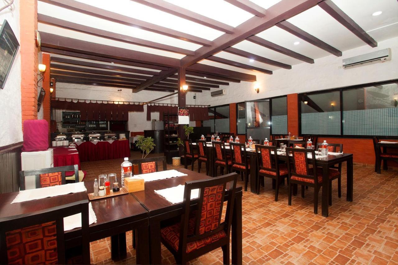 Oyo 738 Hotel Kaze Darbar Katmandou Extérieur photo