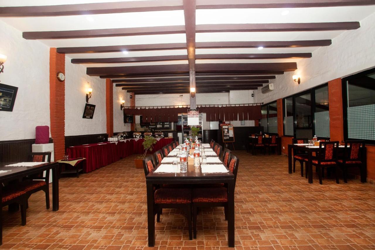 Oyo 738 Hotel Kaze Darbar Katmandou Extérieur photo