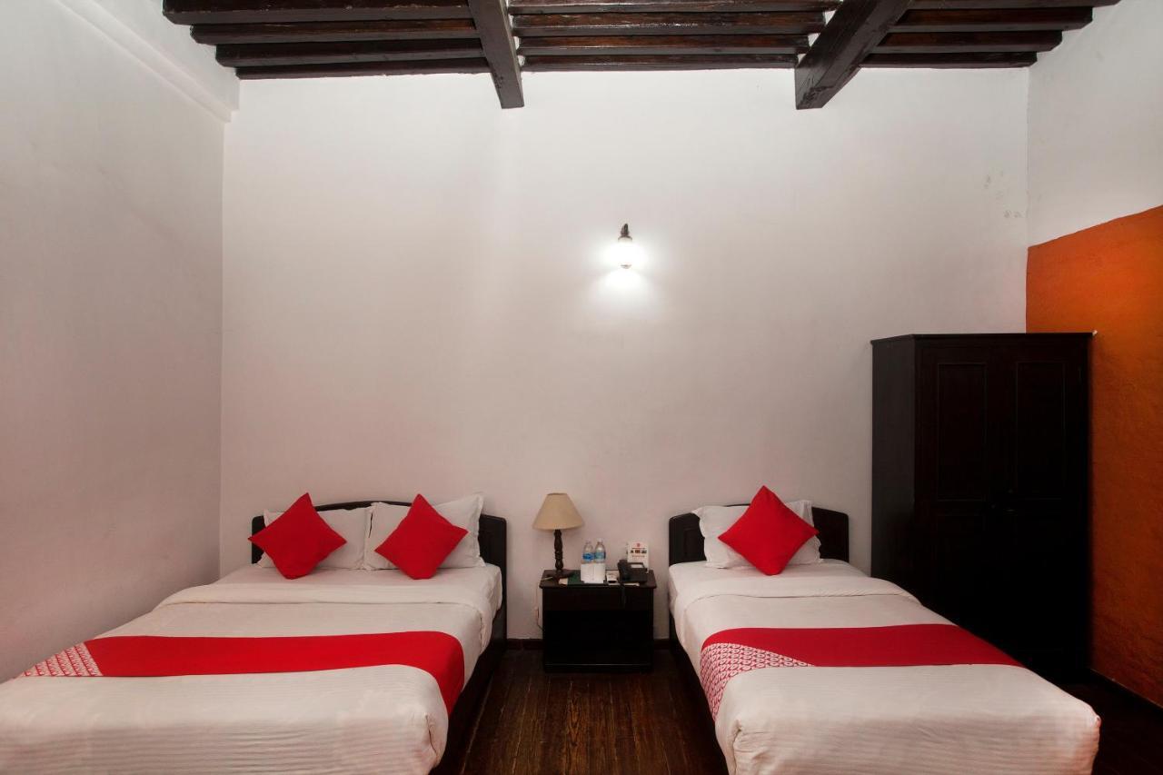 Oyo 738 Hotel Kaze Darbar Katmandou Extérieur photo