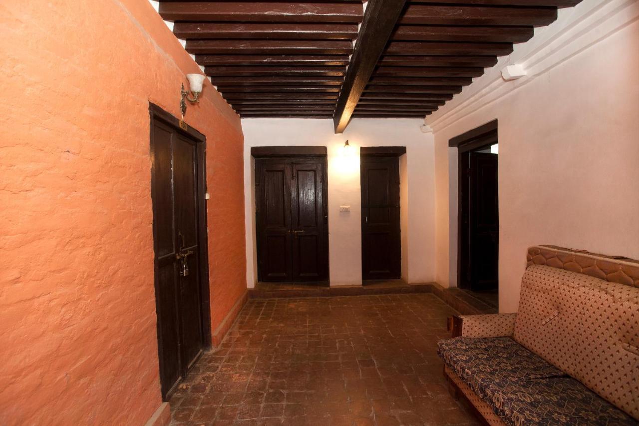 Oyo 738 Hotel Kaze Darbar Katmandou Extérieur photo